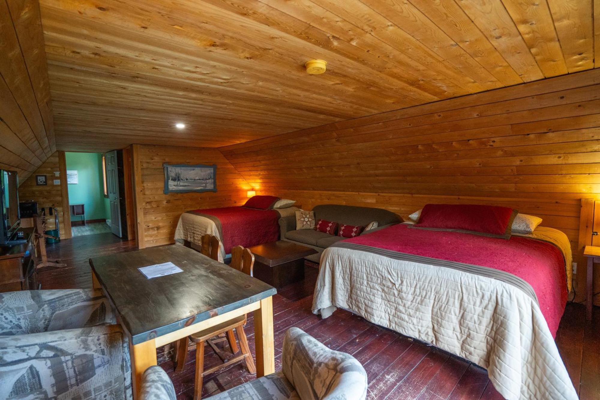 L'Auberge Refuge Du Trappeur Saint Mathieu Du Parc Exterior photo